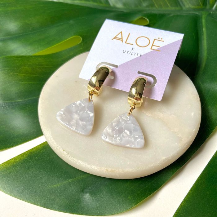 Aloë X Utility Chunky Gold White Triangle Hoop Earrings Utility