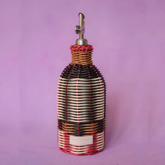 MAEGEN Woven Oil Pourer - Black & Cream