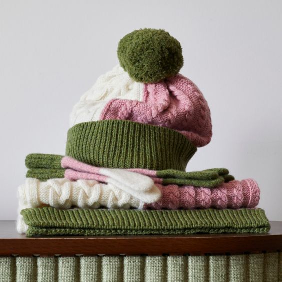 Robert Mackie Scarves & Gloves | Utility Gift UK