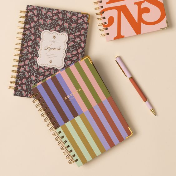 Undated 13 Month Planner - Bold Stripe