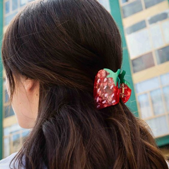 Eat My Socks Hair Claw Strawberry