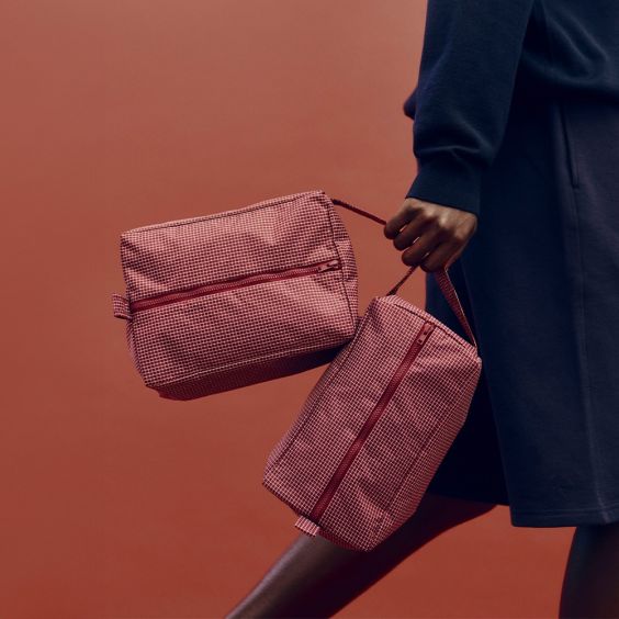 HAY Grid Wash Bag Small