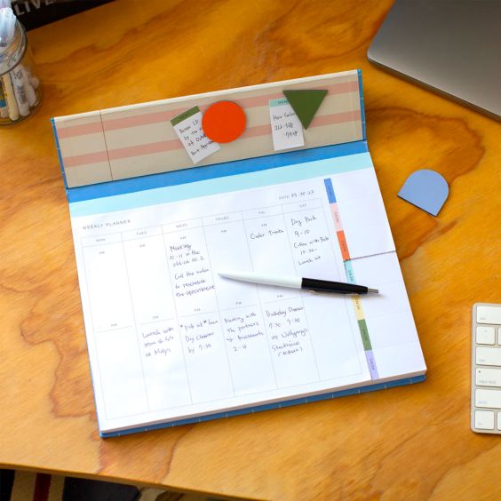 Kikkerland Magnetic Weekly Desk Planner