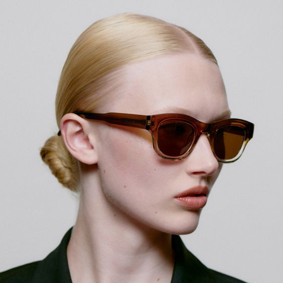 A Kjaerbede Lane Sunglasses - Smoke/Champagne
