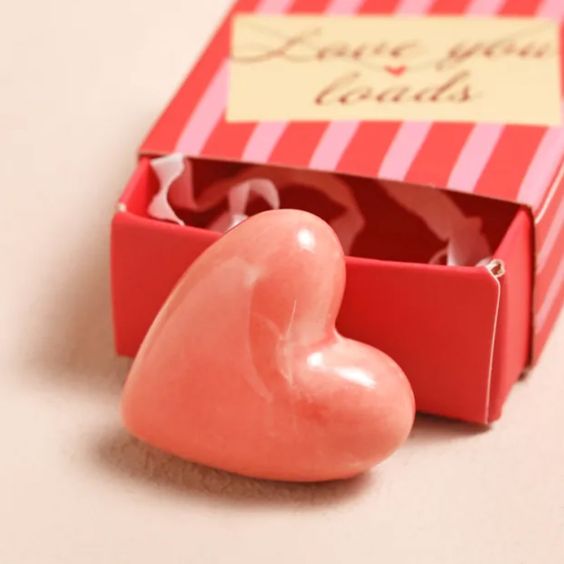 Lisa Angel Tiny Matchbox - Love You Ceramic Heart