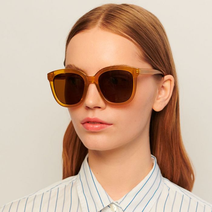 A Kjaerbede Billy Sunglasses - Light Brown Transparent