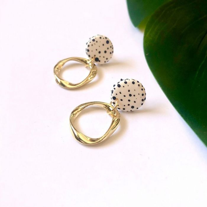 Aloë Dalmation Dangle Gold Hoops