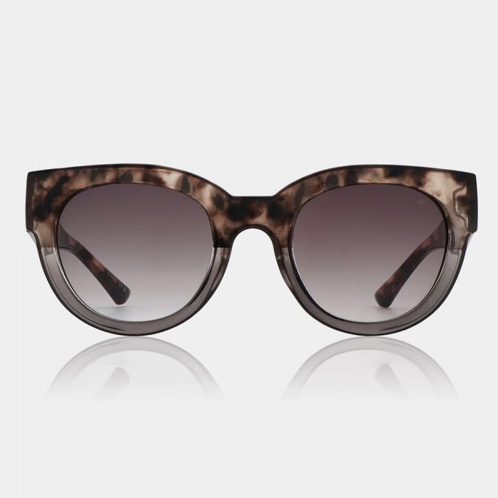 A Kjaerbede Lilly Sunglasses - Coquina 