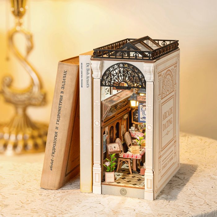 Rolife Arcade Dating DIY Miniature Book Nook