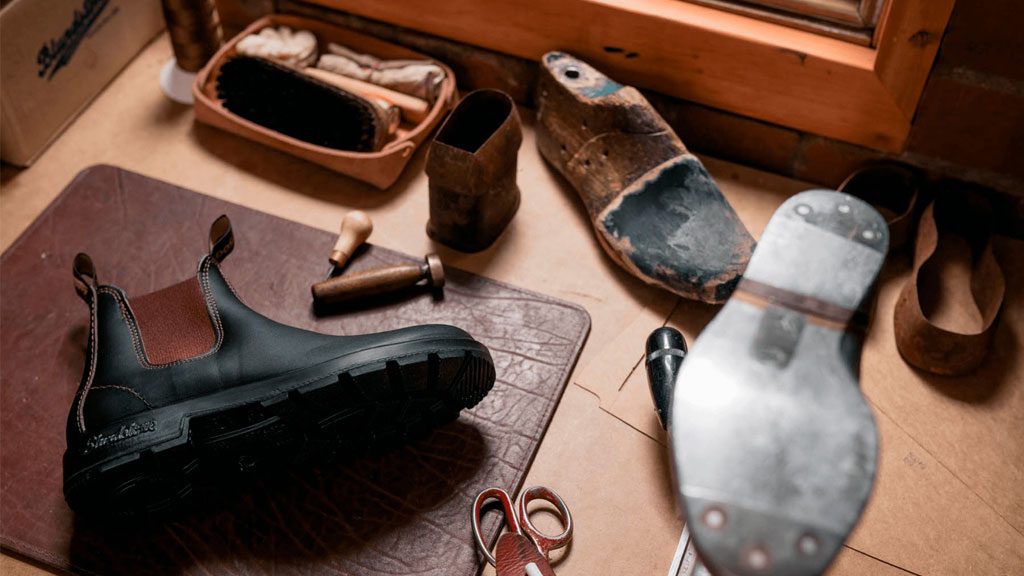 Factory sales second blundstones